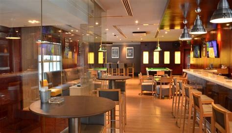 media cuty|media city restaurants.